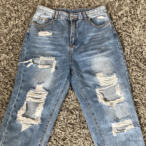 Ripped Jeans - Picture 2 of 2